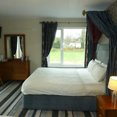 Killarney Inn