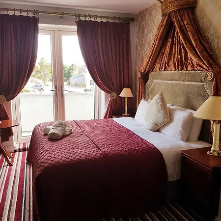 לינה וארוחת בוקר Killarney Inn קיל איירן