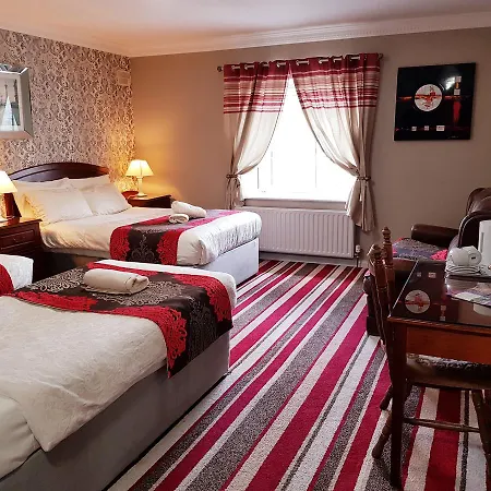 לינה וארוחת בוקר Killarney Inn