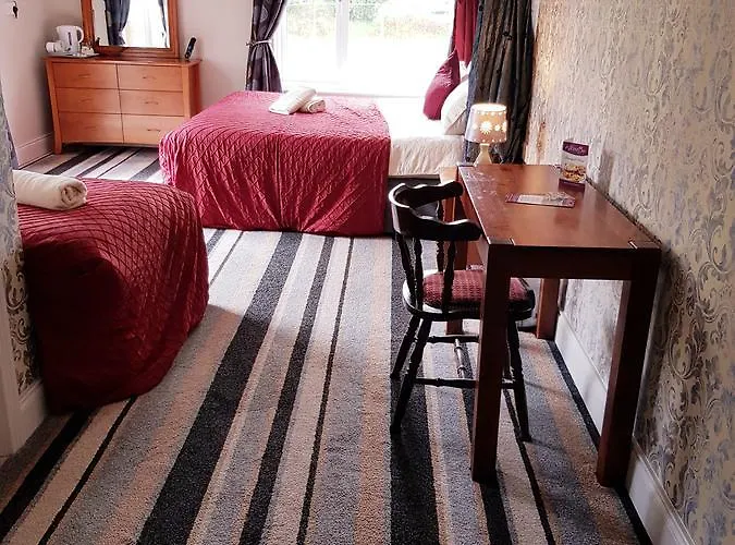 Killarney Inn לינה וארוחת בוקר 3*