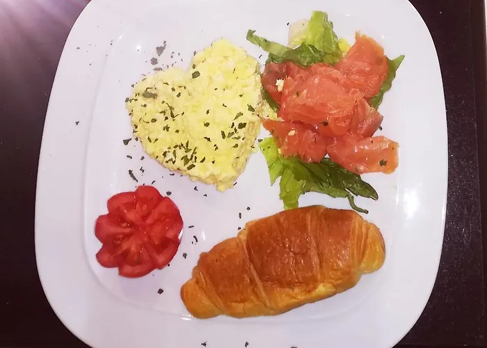 Killarney Inn לינה וארוחת בוקר קיל איירן