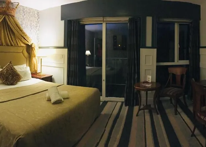 Killarney Inn לינה וארוחת בוקר